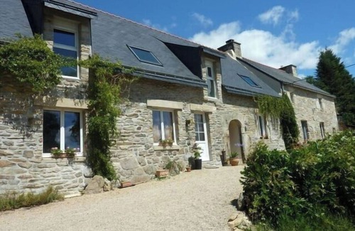Plumelin House | AVALON "The Lodgings of the Grail"