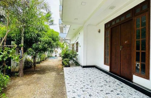 Jaffna House | Avanthigai Holiday INN