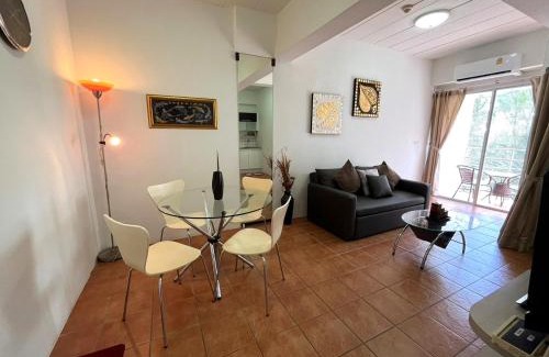 Kram Apartment | Avatara A62 Mae Phim, Rayong Pool on the roof