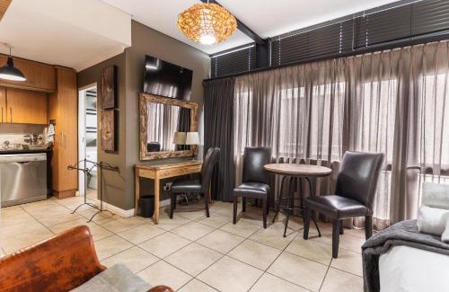 Stellenbosch Central Apartment | Avemore Eikehoff No 24 full back up power