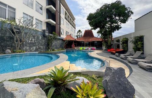Depok Hotel | Aveon Hotel Yogyakarta by Daphna Management
