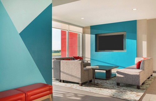 West Memphis Hotel | avid hotel West Memphis by IHG