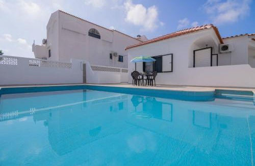 Vale de Parra Villa | Avo Vitoria by Innkeeper