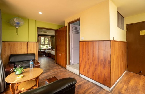 Hetauda Hotel | Avocado and Orchid Resort