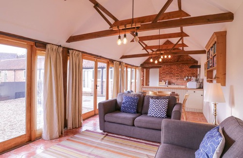 Dunwich Cottage | AVOCET COTTAGE, pet friendly, character holiday cottage in Westleton