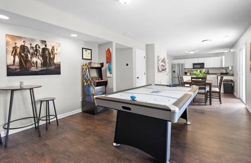 Avon House | Avon FHS Rental