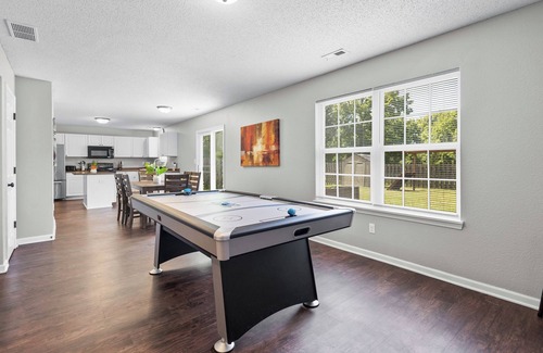 Avon House | Avon FHS Rental