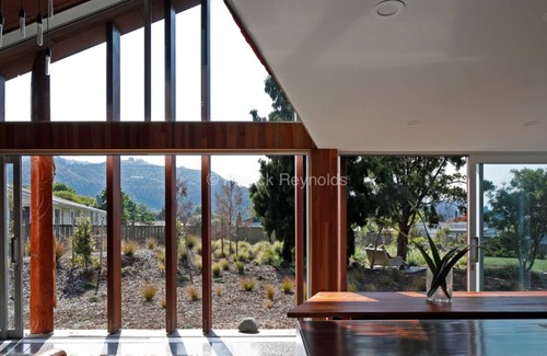 Kawaha Point House | Award Winning Dream Escape - a stone's throw from Rotorua's major attractions