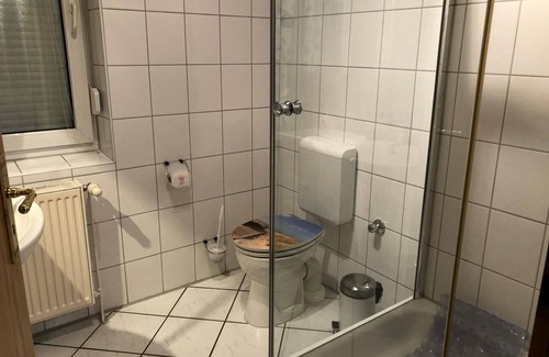 Altfunnixsiel Apartment | Away from the hustle and bustle of seaside resorts, you can in this friendly ground floor