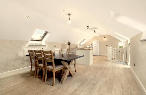 St Brides Cottage | Awel y Môr - 3 Bedroom Cottage - Whitesands