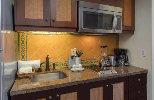 Los Cabos Apartment | Awesome 2BR Family Suite at Cabo San Lucas