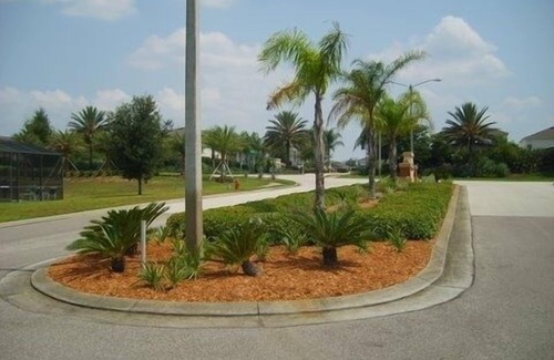 Legacy Park House | Awesome 3431 Sq Ft, 6 BR/4.5 BA, Pool + 6 man Spa, Disney 13 min, 450 Mbps WiFi6