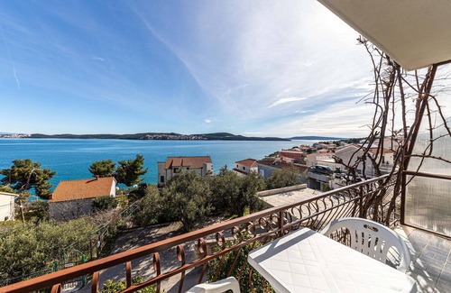 Seget Donji Apartment | Awesome apartment in Seget Donji