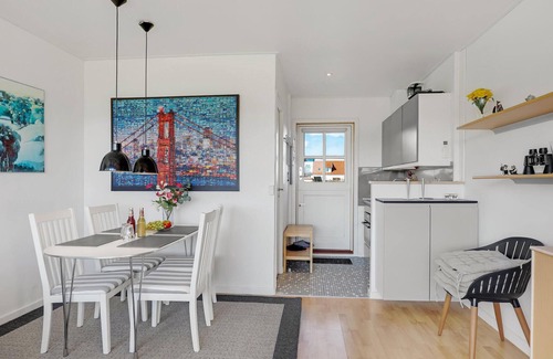 Sandkaas Apartment | Awesome apartment in Allinge with WiFi