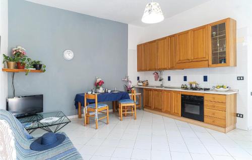 Castellabate Apartment | Awesome Apartment In Castellabate Sa