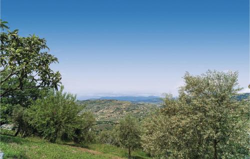 Castellabate Apartment | Awesome Apartment In Castellabate Sa