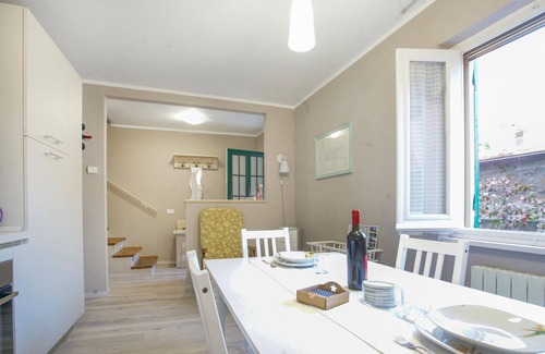 Carro Apartment | Awesome apartment in Carro with WiFi