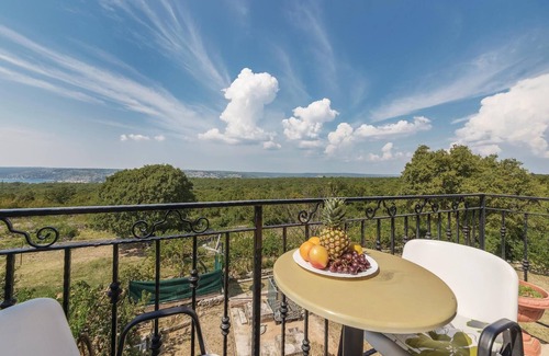 Diminici Apartment | Awesome apartment in Koromacno