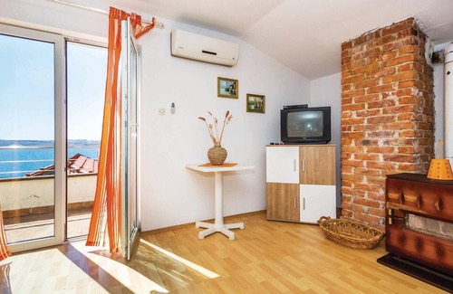 Baric Draga Apartment | Awesome apartment in Karlobag with WiFi