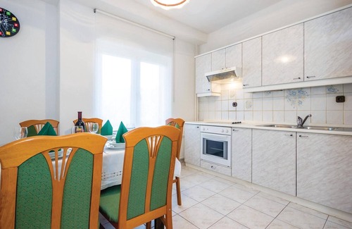 Kuceli Apartment | Awesome apartment in Matulji with WiFi