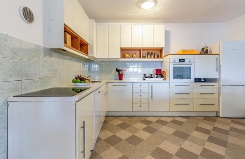 Pomer Apartment | Awesome apartment in Medulin with WiFi