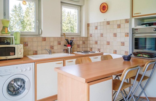 Premanon Apartment | Awesome apartment in Premanon