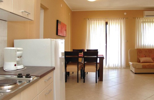 Stancija Vodopija Apartment | Awesome apartment in Porec with WiFi