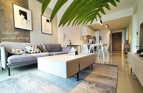 Pudu Apartment | Awesome Designer Suite 3-Beds Near TRX KLCC, Next to IKEA