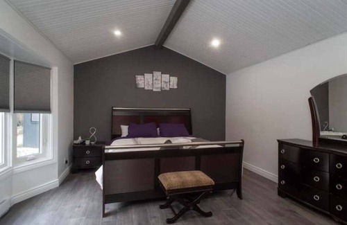 Thunder Bay House | Awesome Group Hosting ~ 6 Beds ~ Thunder Bay