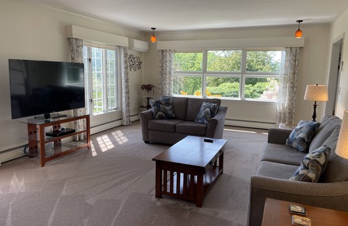 Oneonta House | Awesome Hills, Terrific views, spacious interior, large patio, minutes to ASV