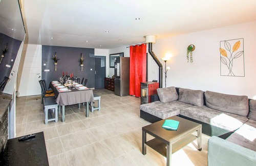 Morieres-les-Avignon House | Awesome home in Morières les Avignon