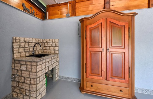 Ludbreg House | Awesome home in Vinogradi Ludbreski