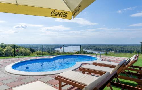 Aljmas House | Awesome Home In Aljmas With Sauna