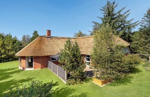 Blavand House | Awesome home in Blåvand with sauna