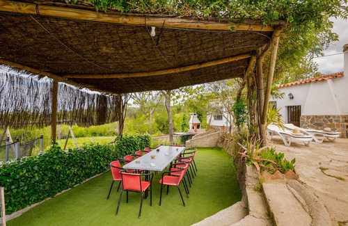 Calabazares House | Awesome home in Cortegana with WiFi