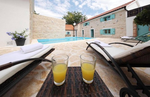 Donje Rastane House | Awesome home in Donje Rastane
