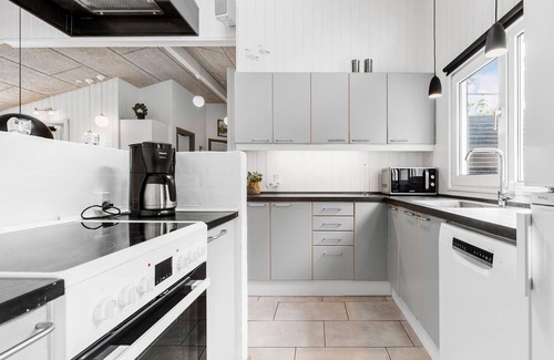 Fjellerup Strand House | Awesome home in Glesborg with sauna