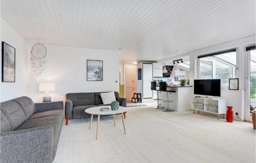 Kelstrup Strand House | Awesome Home In Haderslev With Kitchen