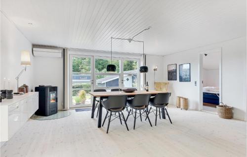 Kelstrup Strand House | Awesome Home In Haderslev With Kitchen