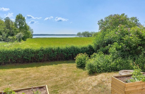 Harlosa House | Awesome home in Harlösa with lake view
