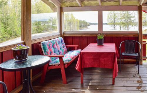 Aurskog-Holand House | Awesome Home In Hemnes With Kitchen