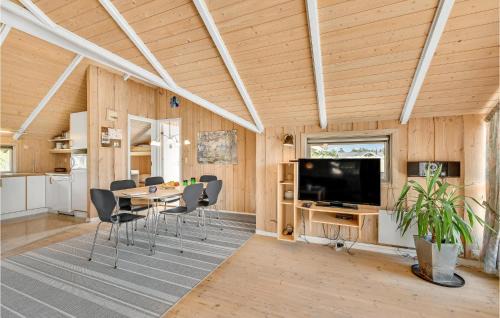 Bjerregaard House | Awesome Home In Hvide Sande With Sauna