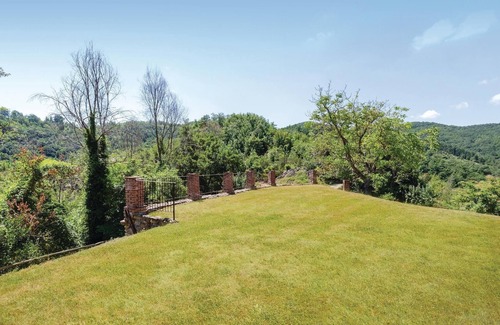Pietralunga House | Awesome home in Pietralunga PG