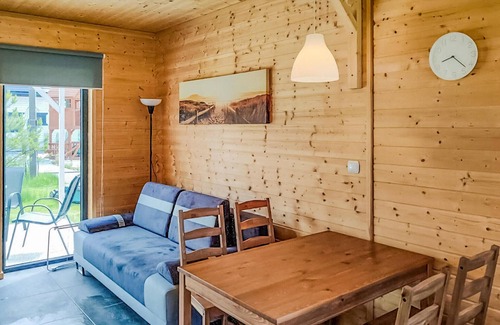 Jantar House | Awesome home in Jantar with sauna
