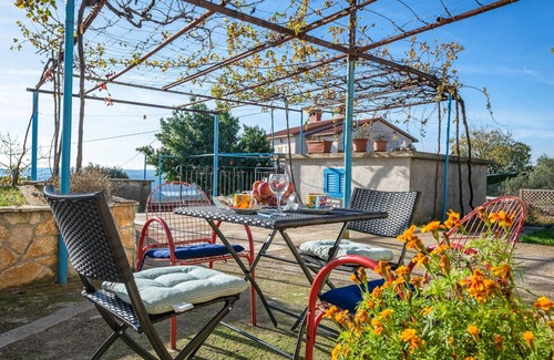 Brovinje House | Awesome home in Koromacno with kitchen
