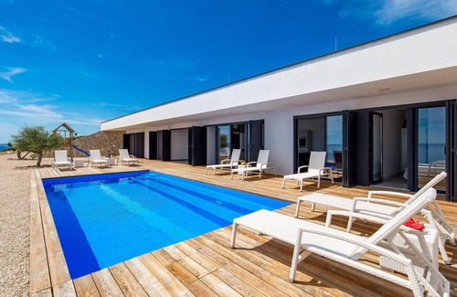 Kosljun House | Awesome home in Kosljun