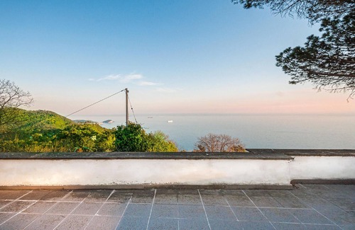 Campiglia House | Awesome home in La Spezia with WiFi