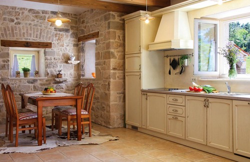 Bartici House | Awesome home in Labin with sauna