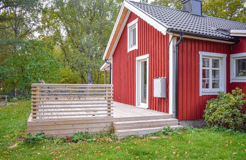 Tofta House | Awesome home in Läckeby with kitchen