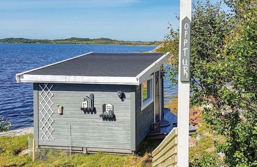 Laukvik House | Awesome home in Laukvik with kitchen